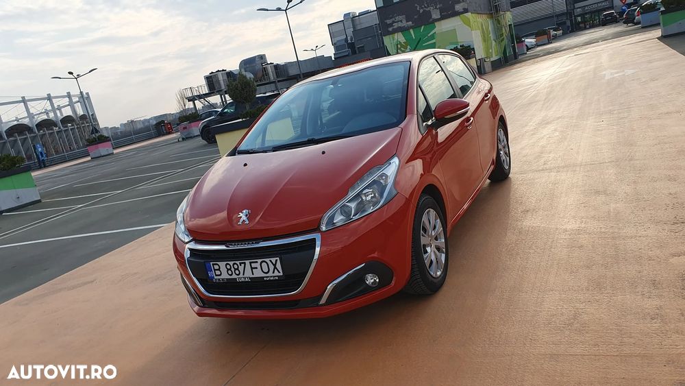 Peugeot 208 1.2 L PureTech Allure - 9