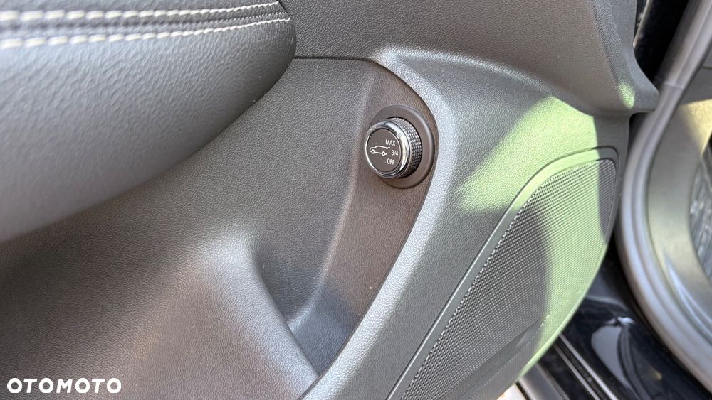 Opel Insignia 2.0 - 21