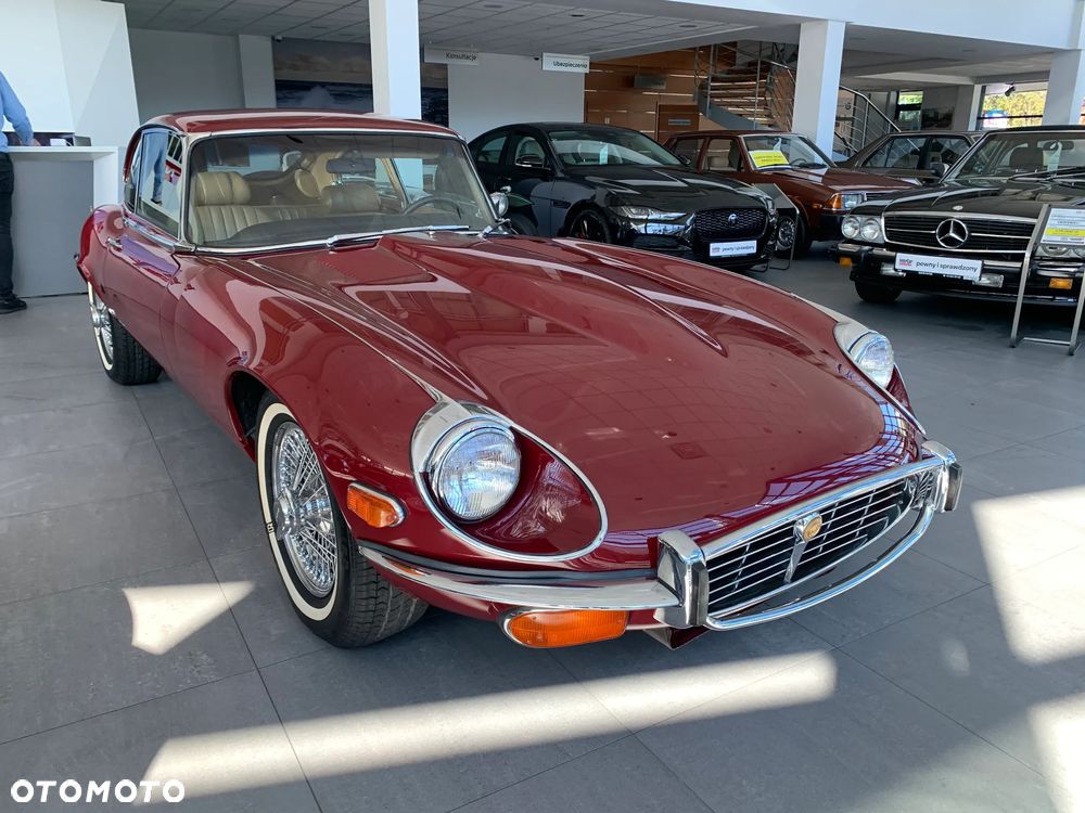 Jaguar E-Type - 4