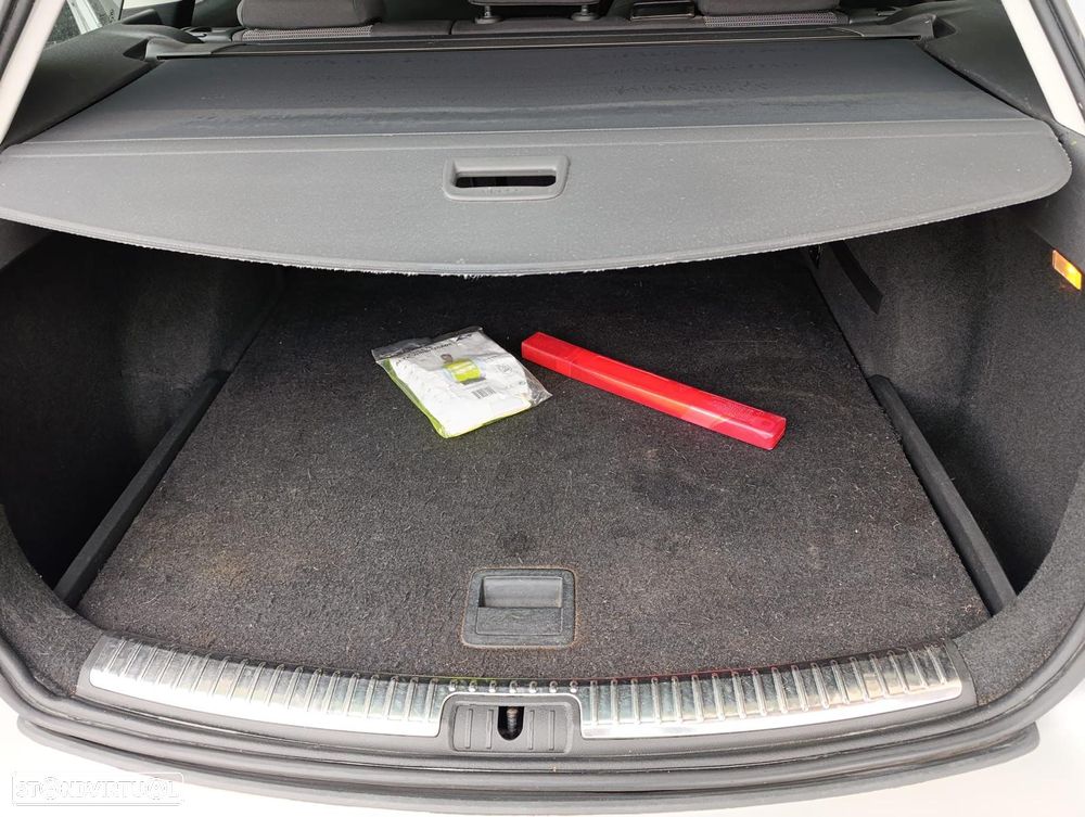 SEAT Leon ST 1.6 TDI Style S/S - 8