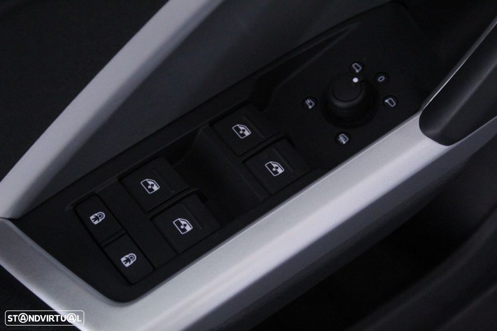 Audi Q3 Sportback 45 TFSIe S line S tronic - 20