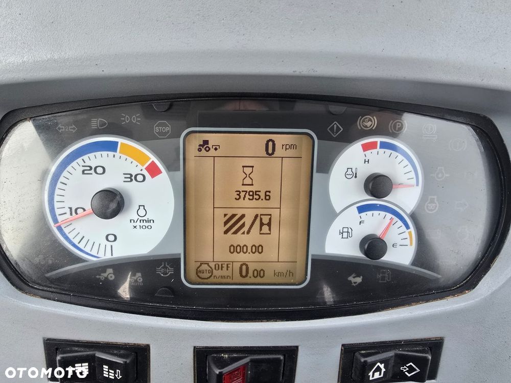 New Holland T4.90F - 9