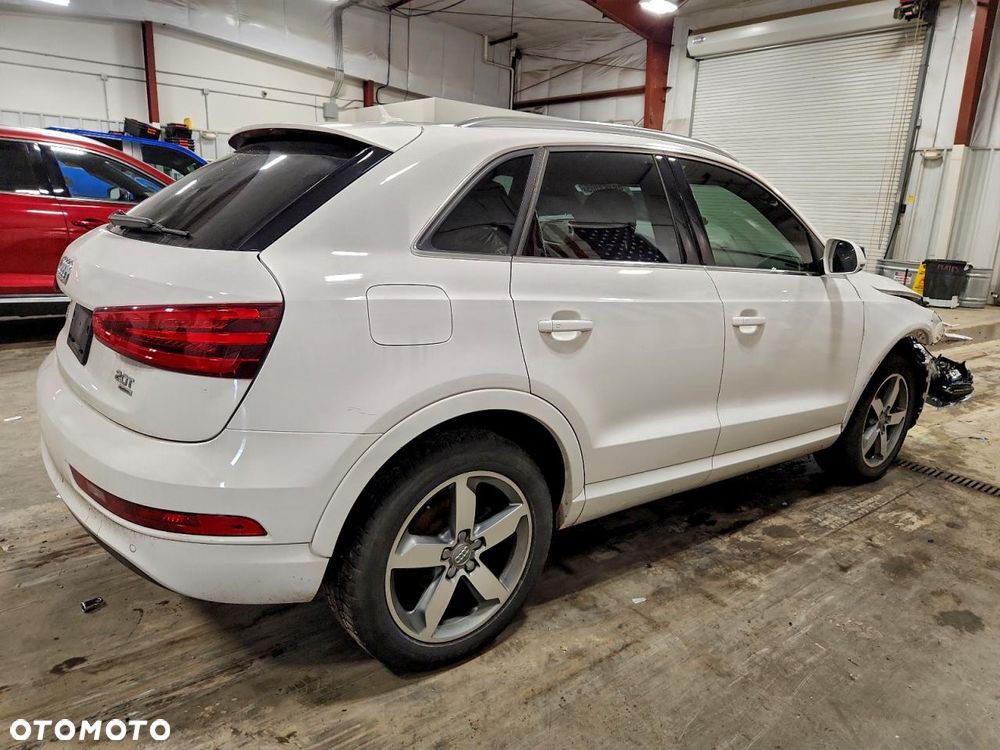 Audi Q3 - 6