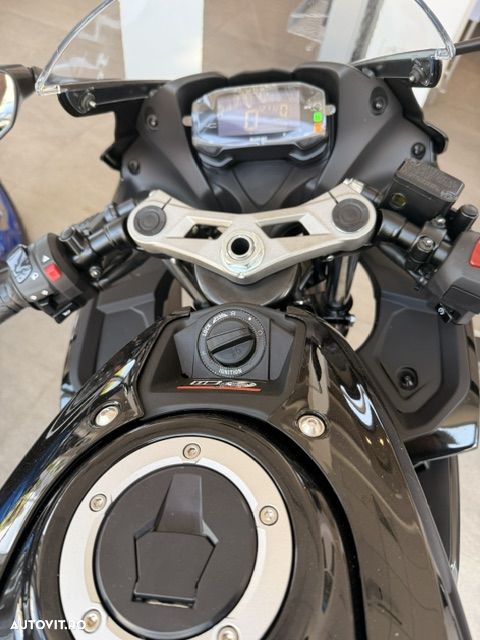Suzuki GSX-R125 - 3