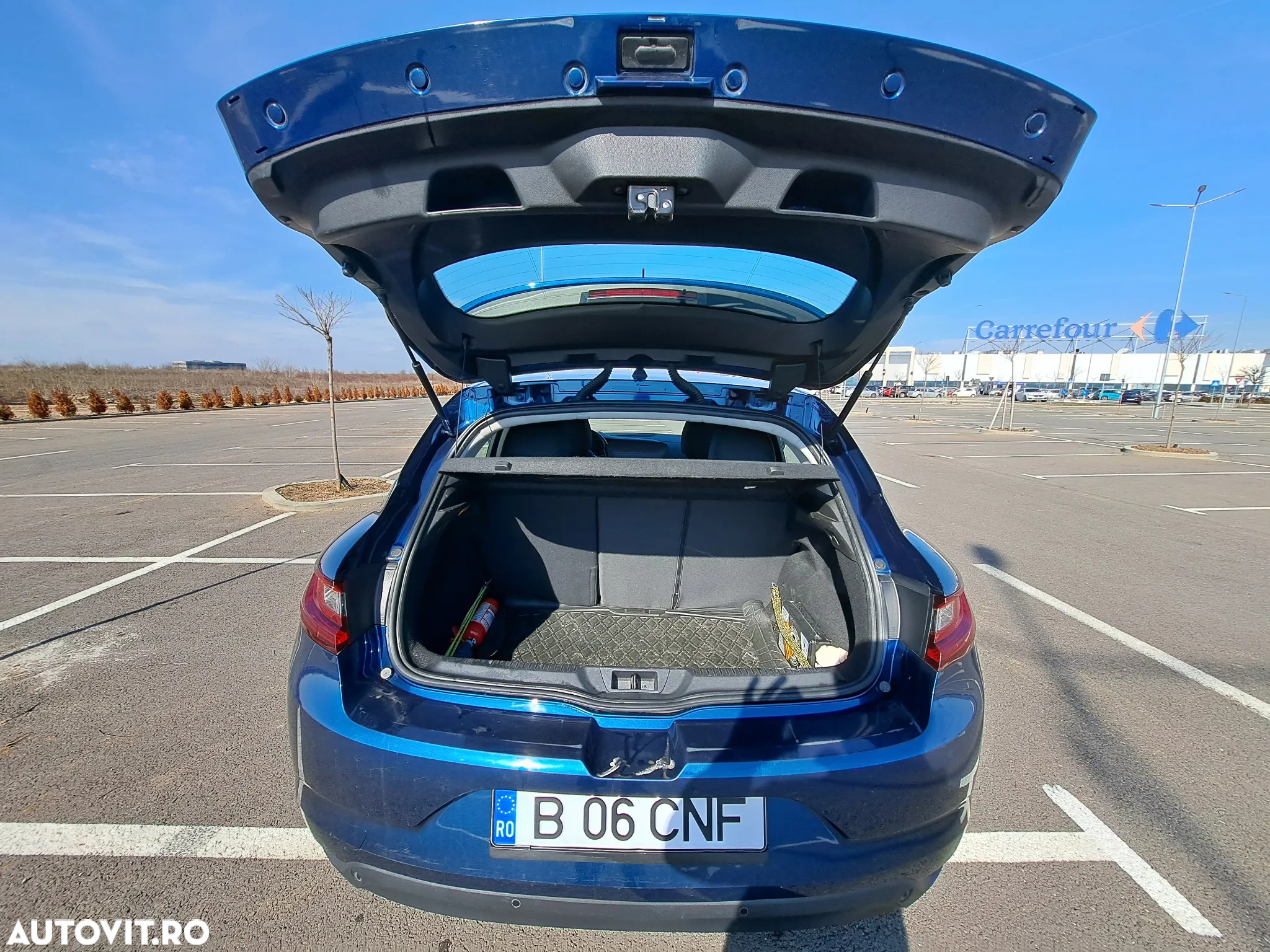 Renault Megane - 11