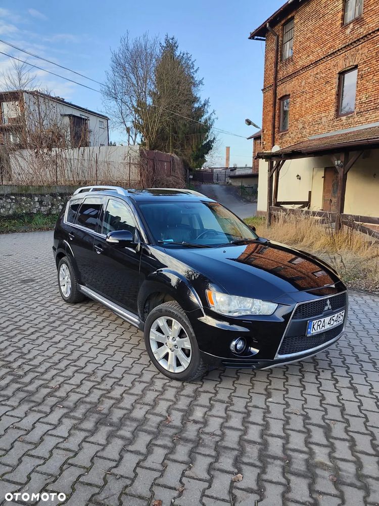 Mitsubishi Outlander 2.0 DID Instyle - 2