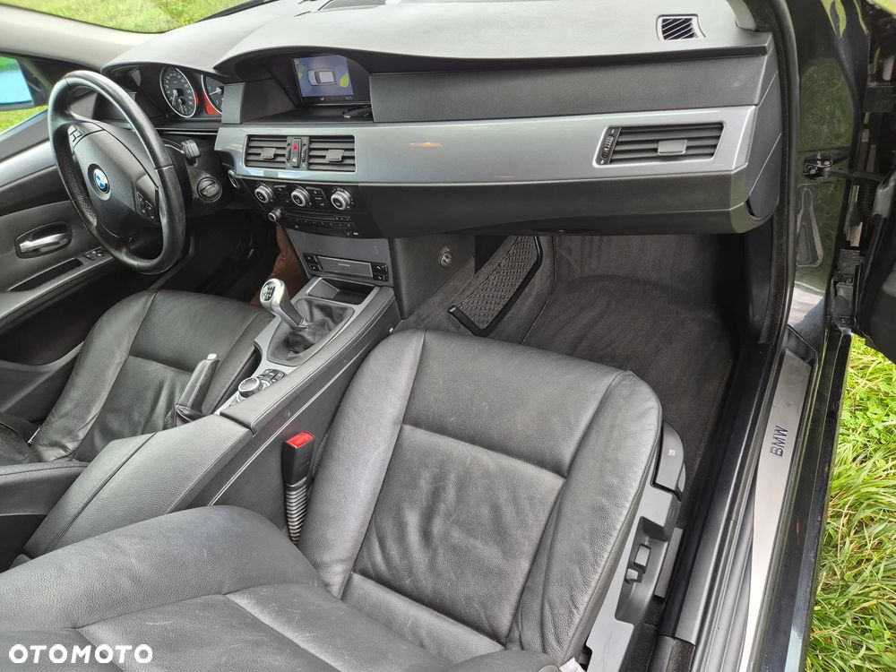 BMW Seria 5 525d Edition Exclusive - 5