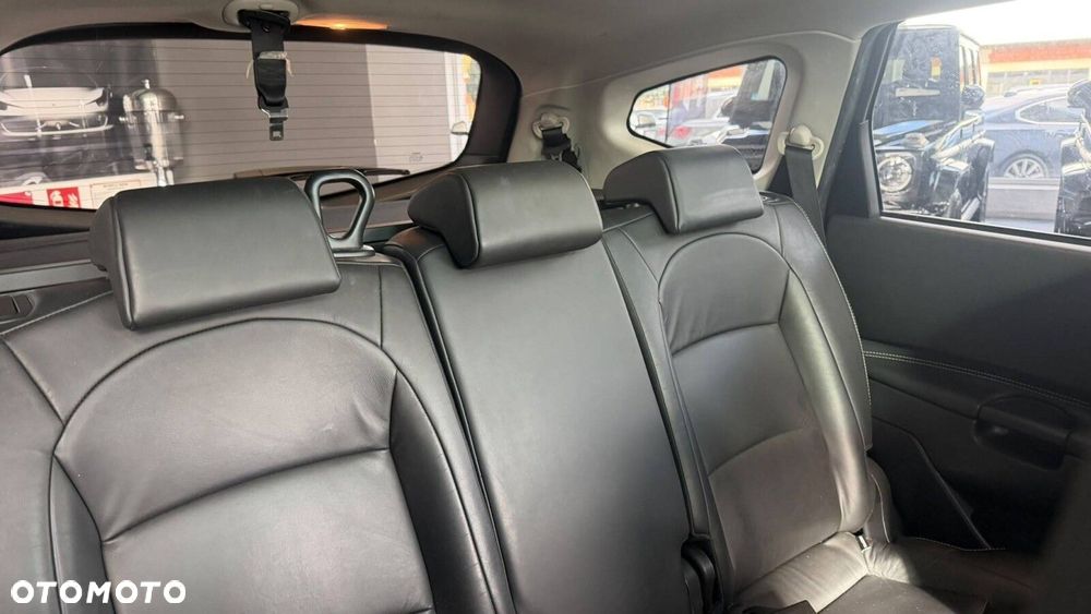 Nissan Qashqai+2 - 18