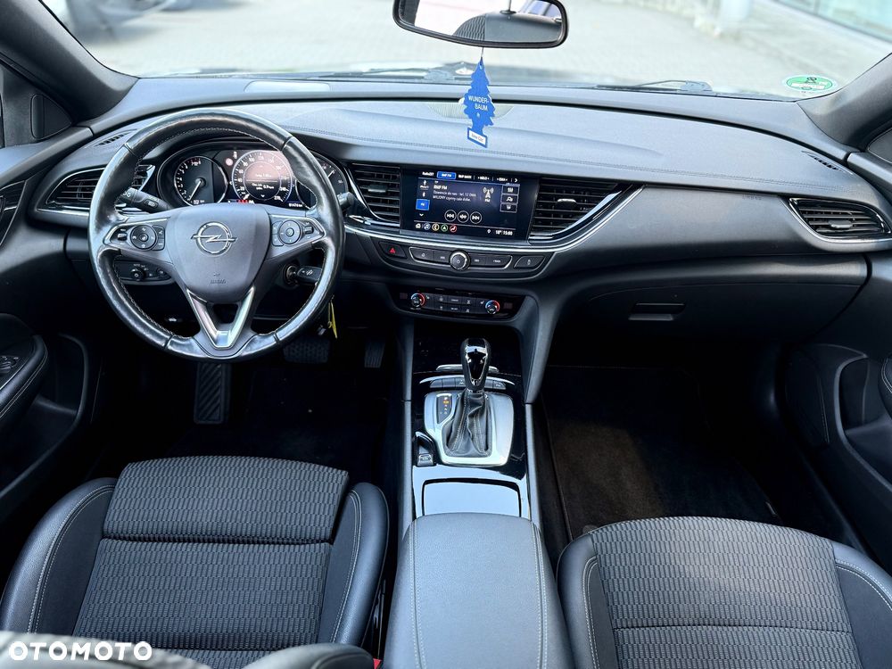 Opel Insignia - 17