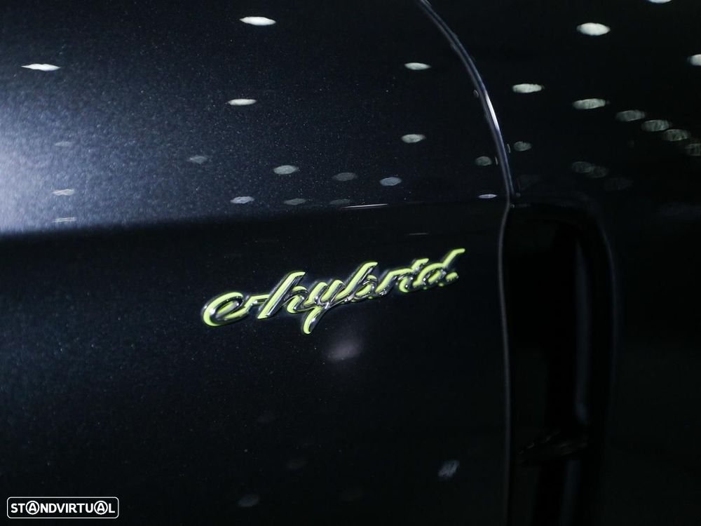 Porsche Panamera Sport Turismo 4S E-Hybrid - 8