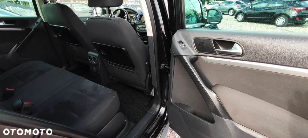 Volkswagen Tiguan - 29