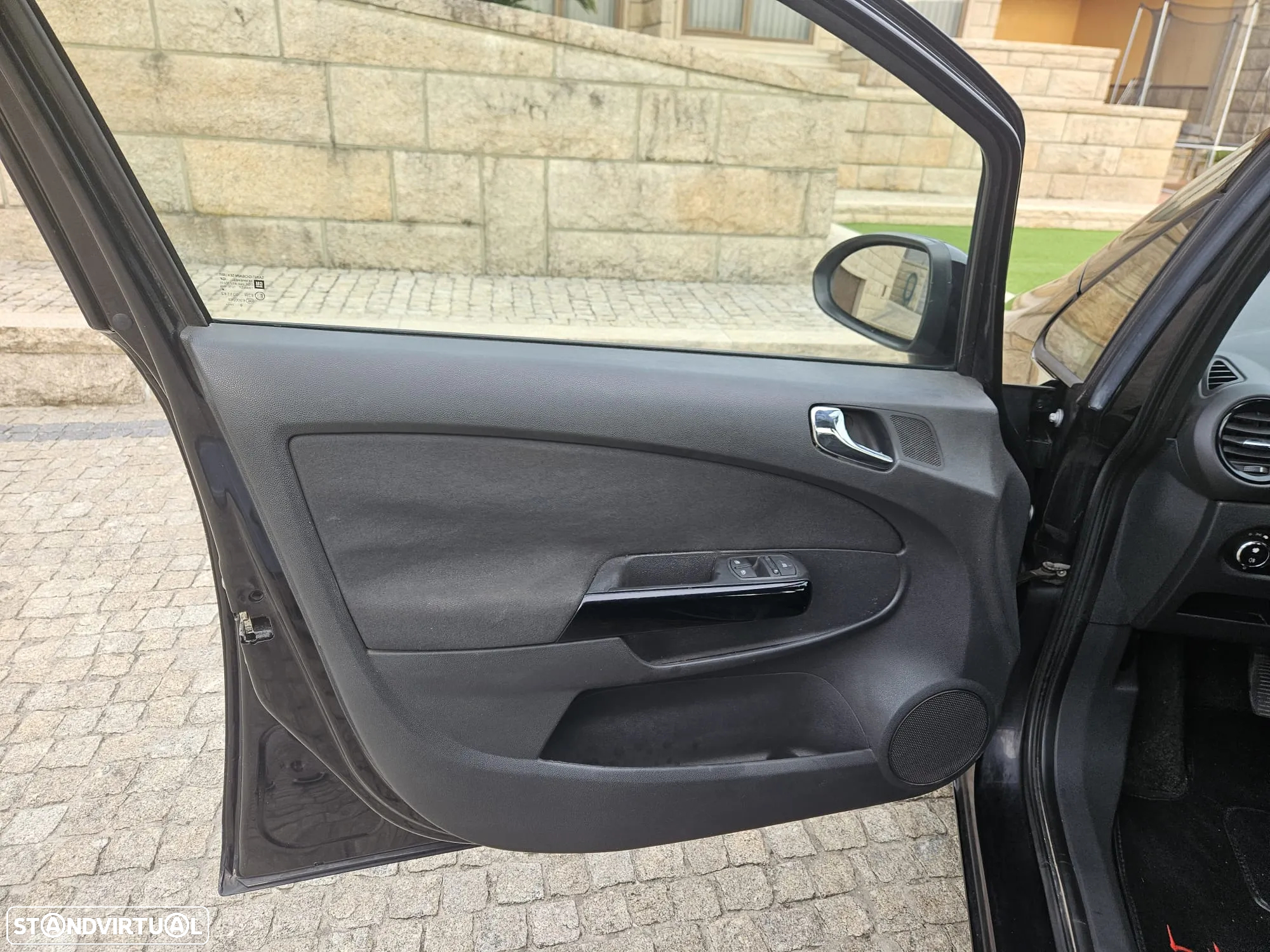 Opel Corsa 1.2 Enjoy - 11