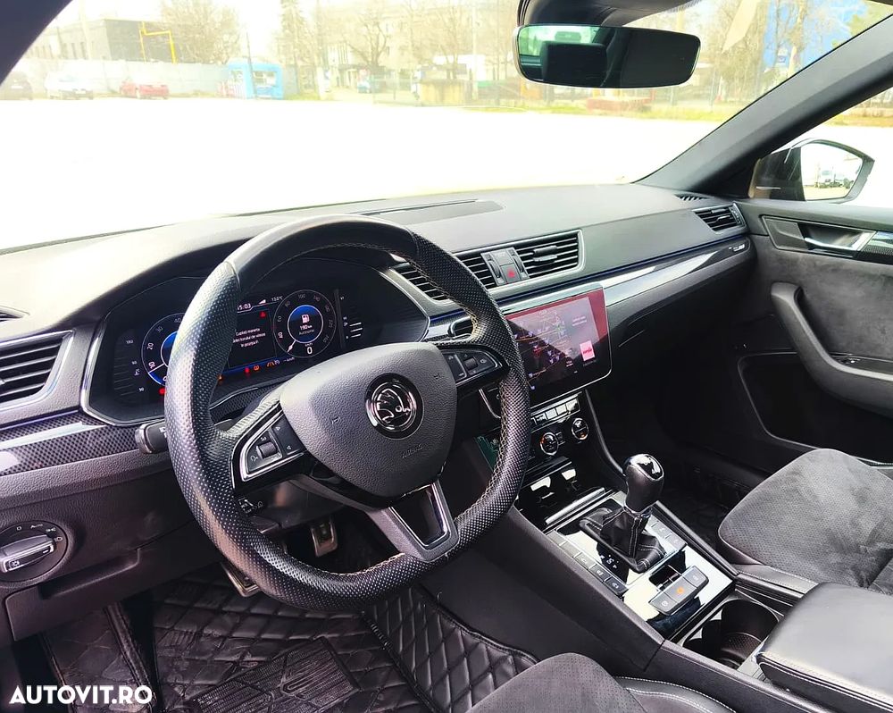 Skoda Superb 2.0 TDI DSG 4X4 Sportline - 5