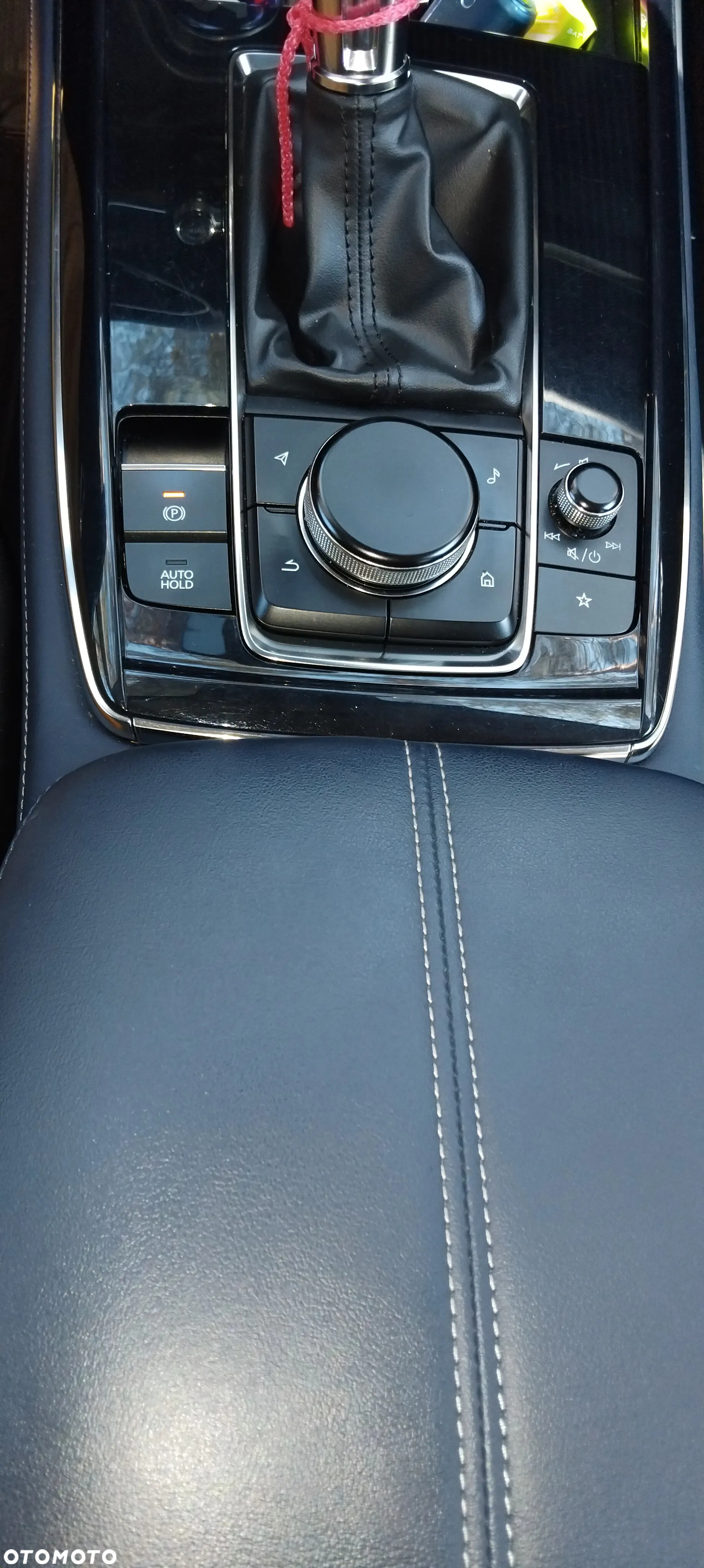 Mazda CX-30 SKYACTIV-X 2.0 M-Hybrid AWD SELECTION - 24