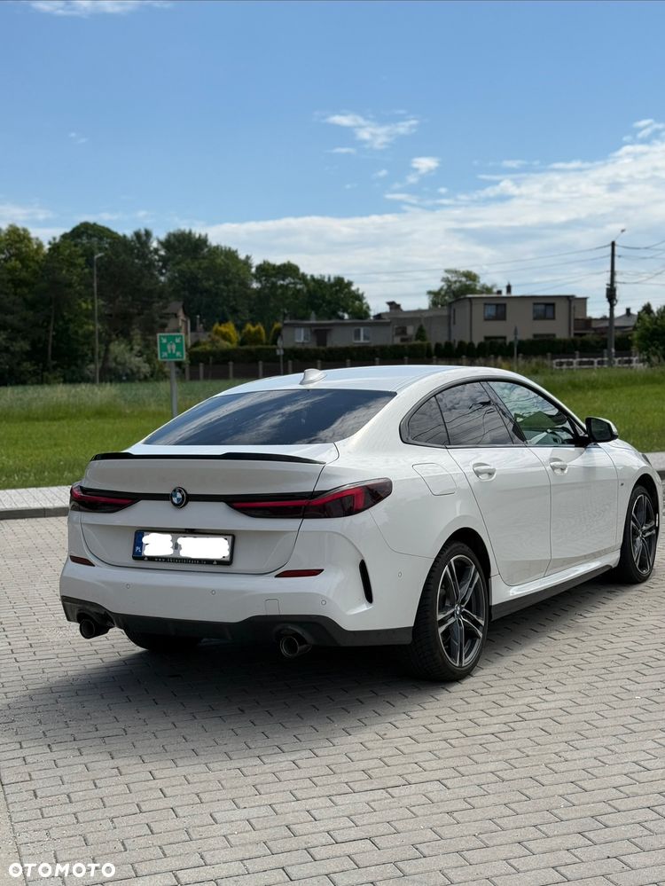 BMW Seria 2 218d - 3
