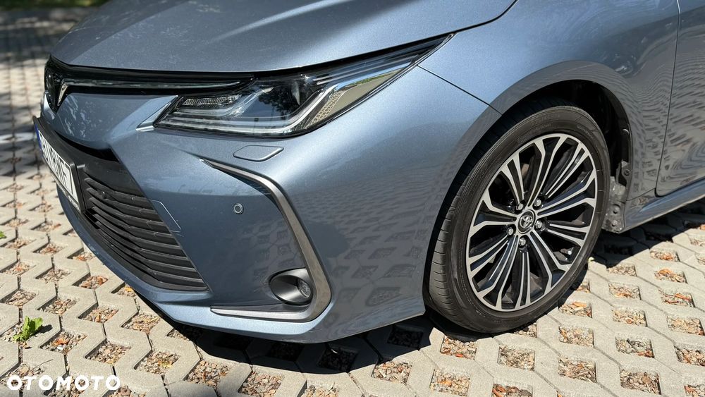 Toyota Corolla - 11