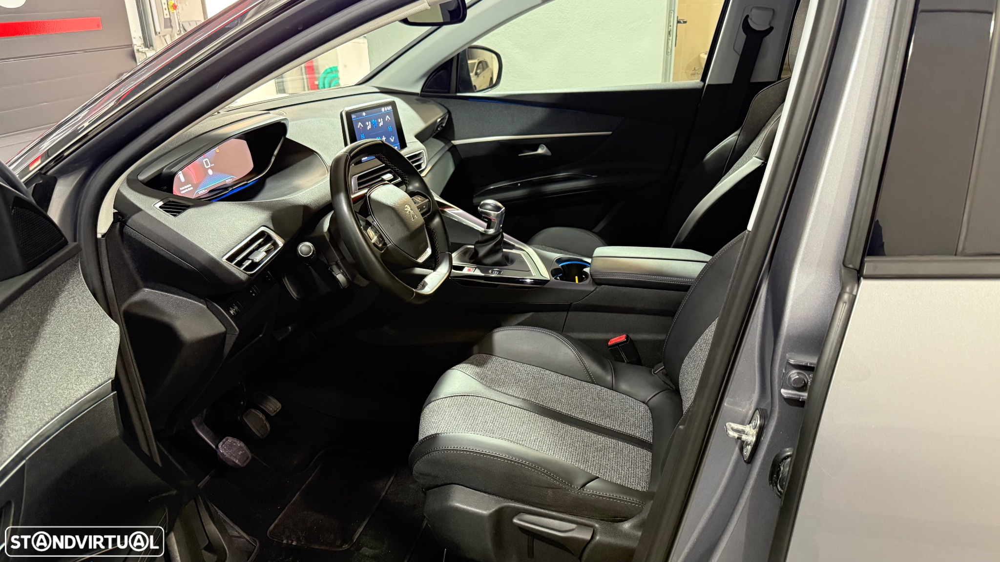 Peugeot 3008 1.2 PureTech Allure - 11