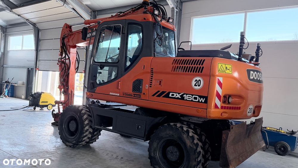 Doosan DX160w - 13
