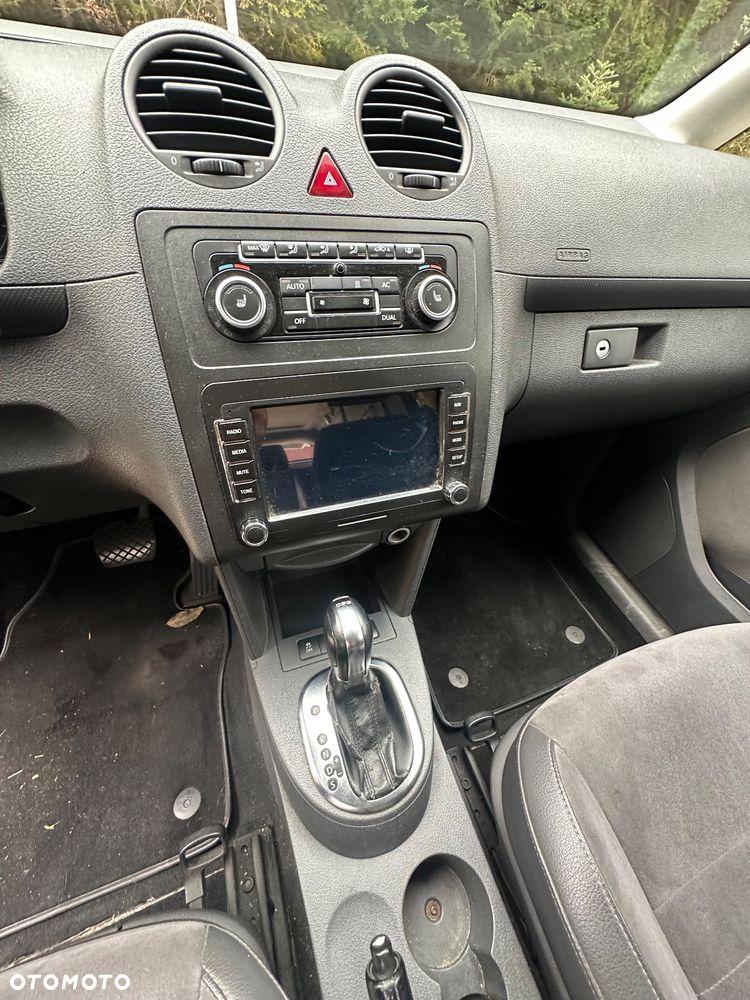 Volkswagen Caddy 2.0 TDI Comfortline DSG - 34