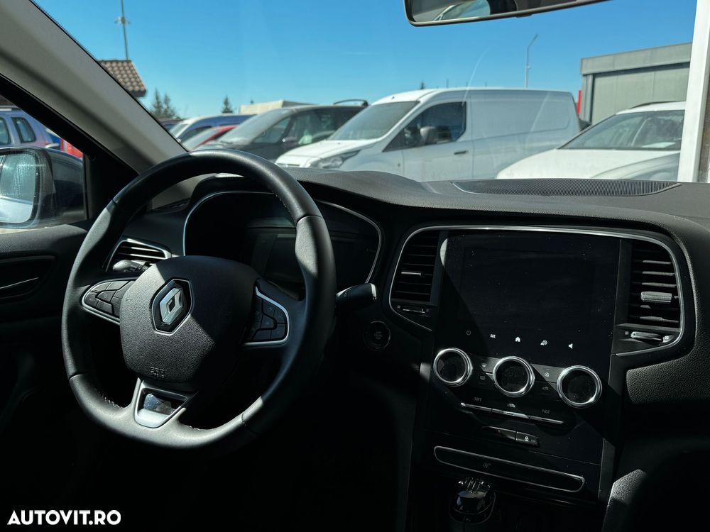Renault Megane TCe GPF Zen - 12