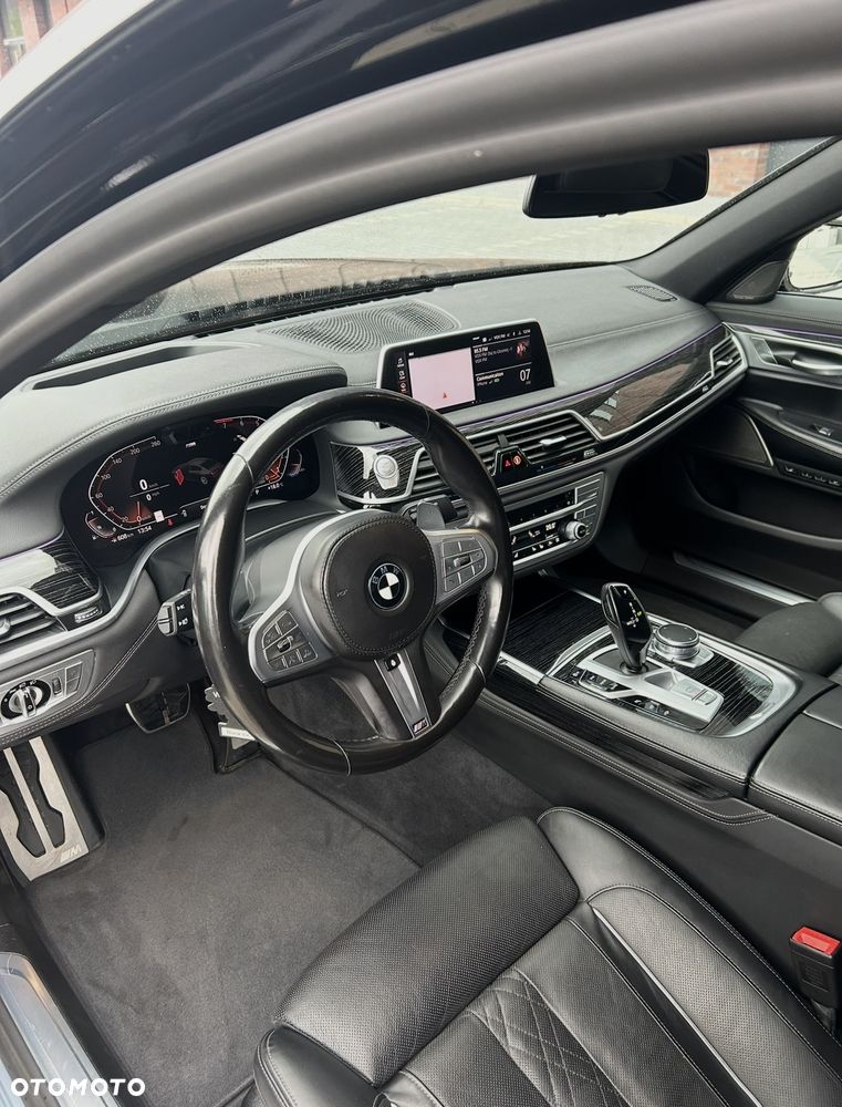 BMW Seria 7 - 10