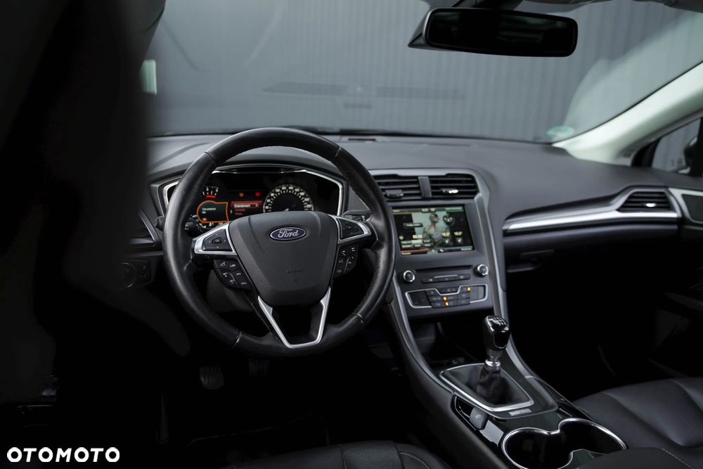 Ford Mondeo 2.0 TDCi ST-Line - 16