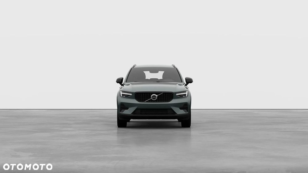 Volvo XC 40 B3 Plus Dark - 6