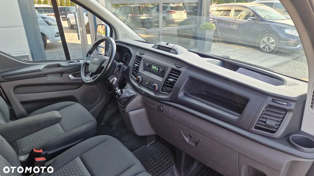 Ford TRANSIT CUSTOM - 21
