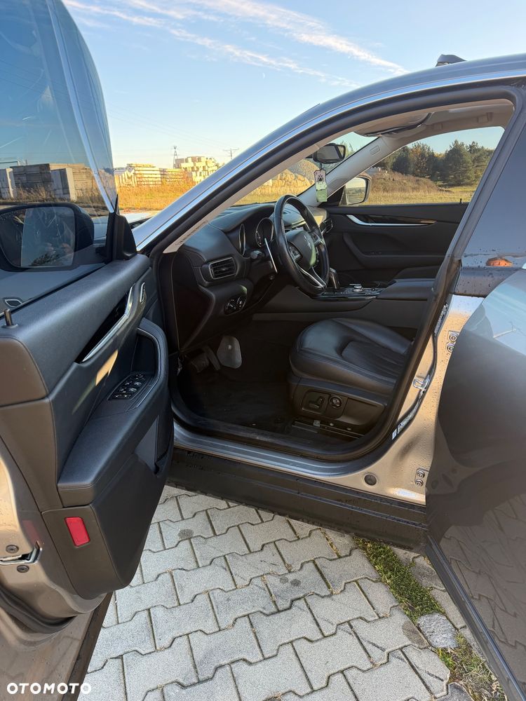 Maserati Levante - 9