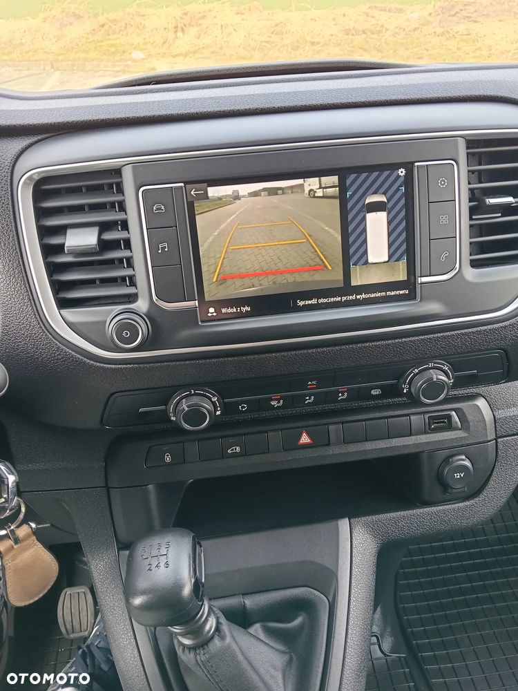 Opel Vivaro - 17