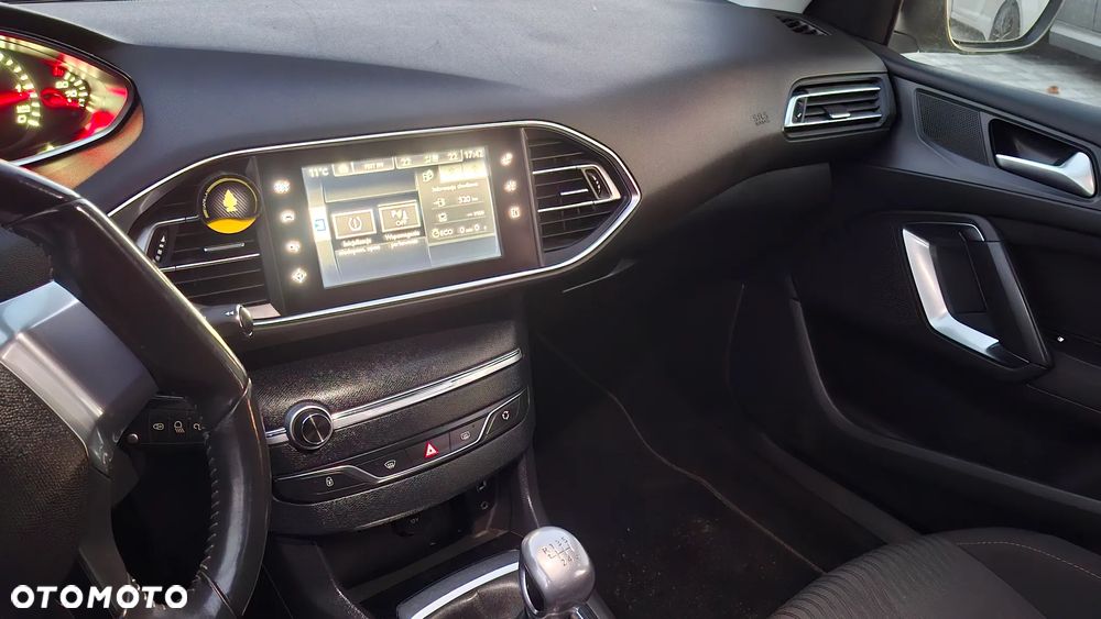 Peugeot 308 BlueHDi FAP 120 Stop&Start Allure - 13