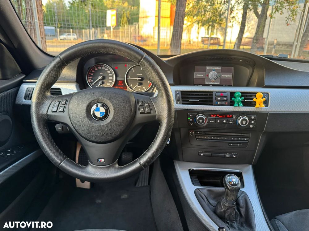 BMW Seria 3 320d - 8