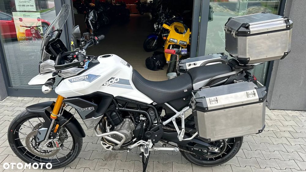 Triumph Tiger - 1