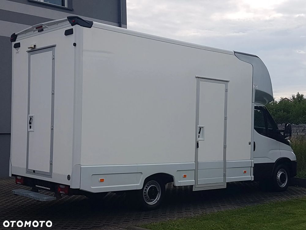 Iveco DAILY KONTENER NISKOPODŁOGOWY 4,44x2,23x2,43 SKLEP FOODTRUCK BAR KLIMA KONIOWÓZ KAMPER - 5