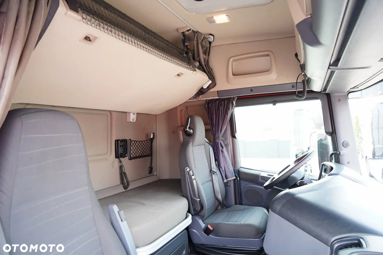 Scania R 580 / V8 / 6x4 / DMC: 150.000 KG / RETARDER / KLIMA POSTOJOWA   / PEŁNY ADR  / 3 OSIOWY CIĄGNIK SIODŁOWY / SPROWADZONY - 35