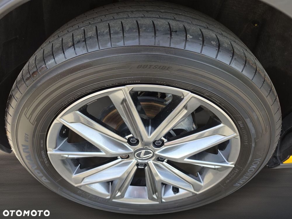 Lexus LBX 1.5 Hybrid Relax - 29