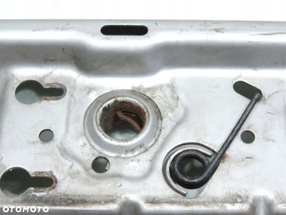 PAS PRZEDNI GÓRNY OPEL ASTRA H - 4