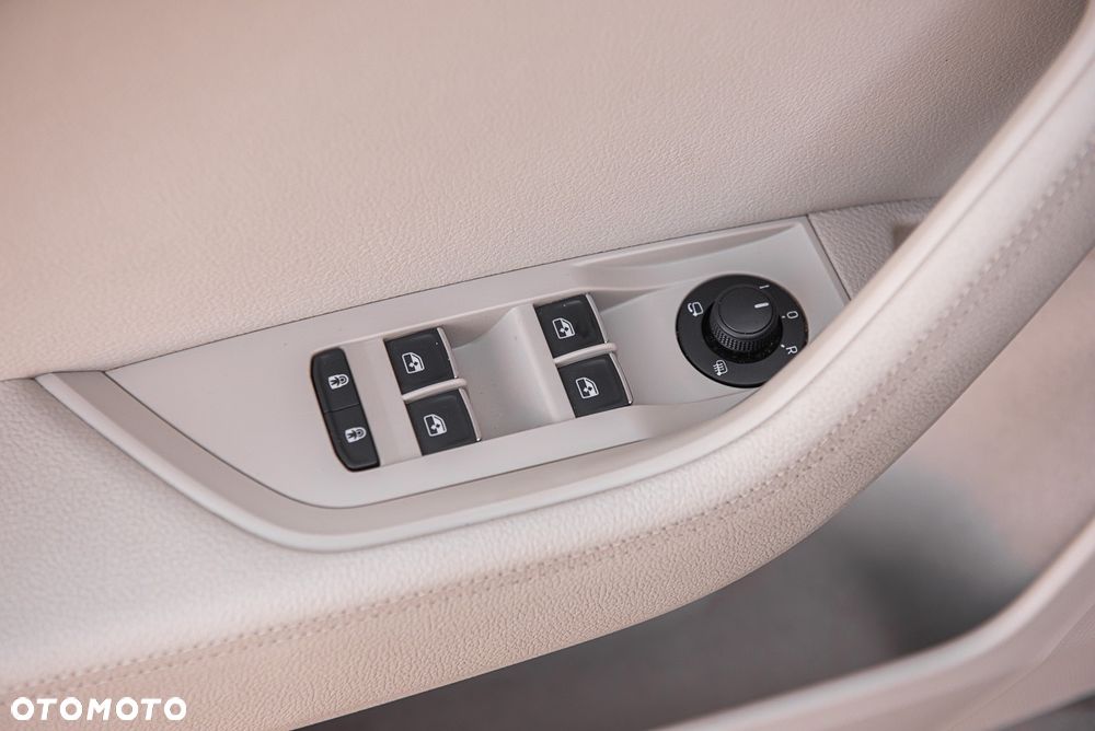 Skoda Superb 2.0 TDI SCR 4x4 L&K DSG - 13