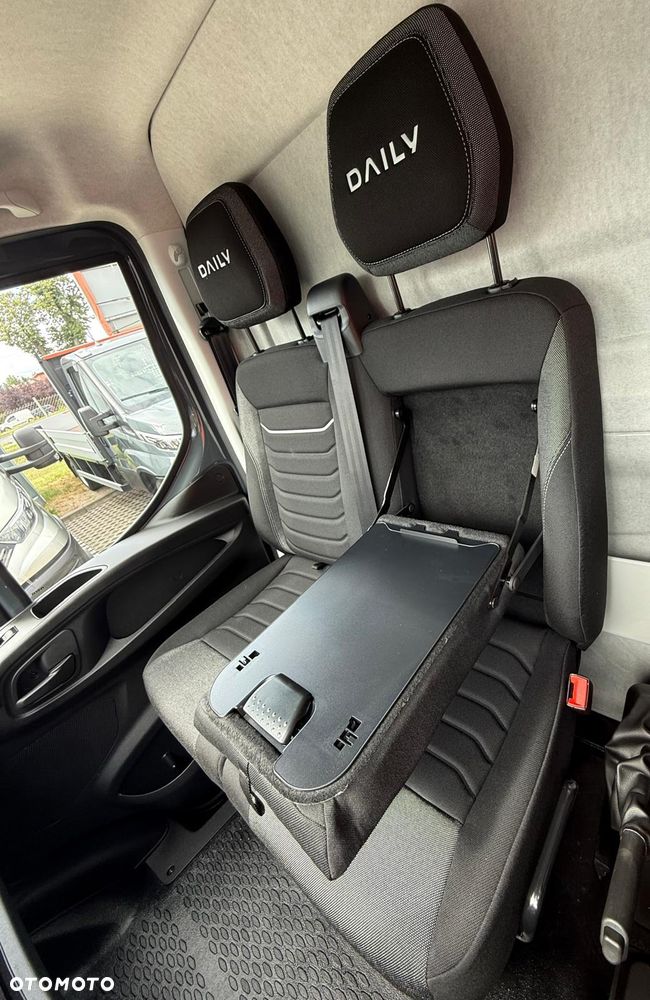 Iveco WYPRZEDAŻ ROCZNIKA !!! - AUTOMAT 35S18HA8 - 15