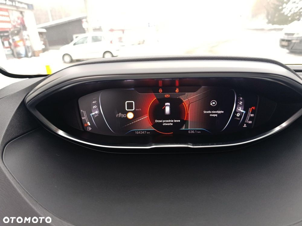 Peugeot 3008 1.5 BlueHDi Allure S&S - 22