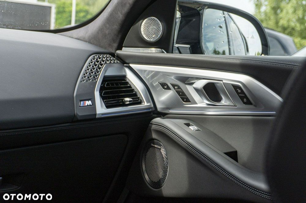 BMW XM - 21