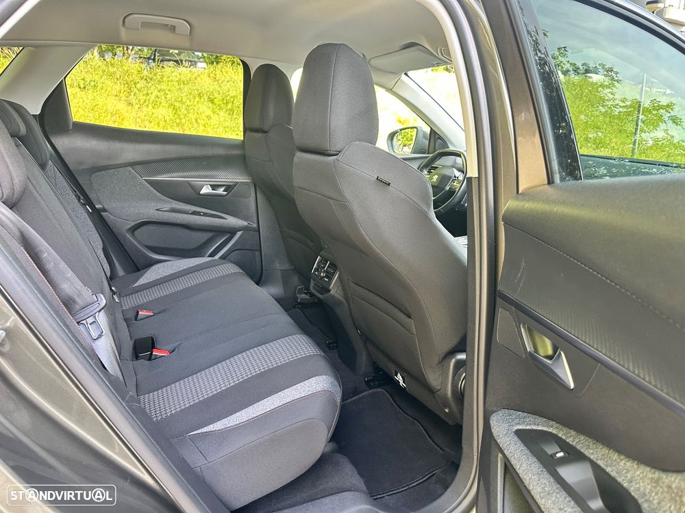 Peugeot 3008 BlueHDi 130 Stop & Start EAT8 Active Pack - 26