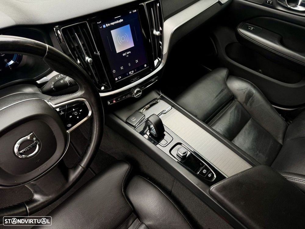 Volvo V60 2.0 B4 Plus Bright Auto - 30