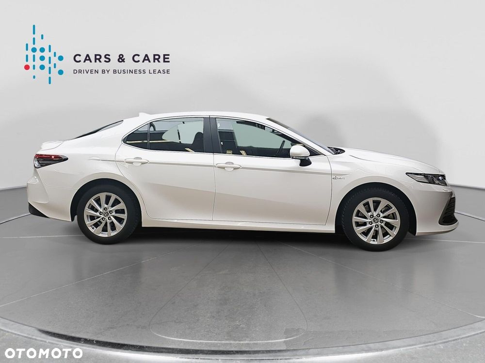 Toyota Camry 2.5 Hybrid Comfort CVT - 21