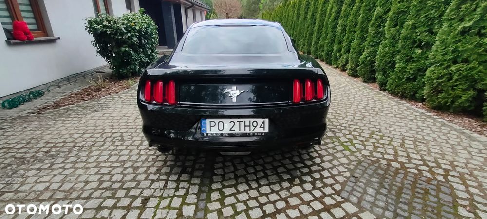 Ford Mustang 3.7 V6 - 4