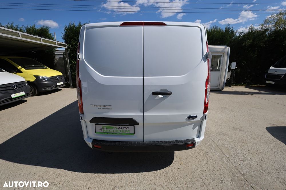 Ford Transit Custom L2H1 2.0 105CP - 6
