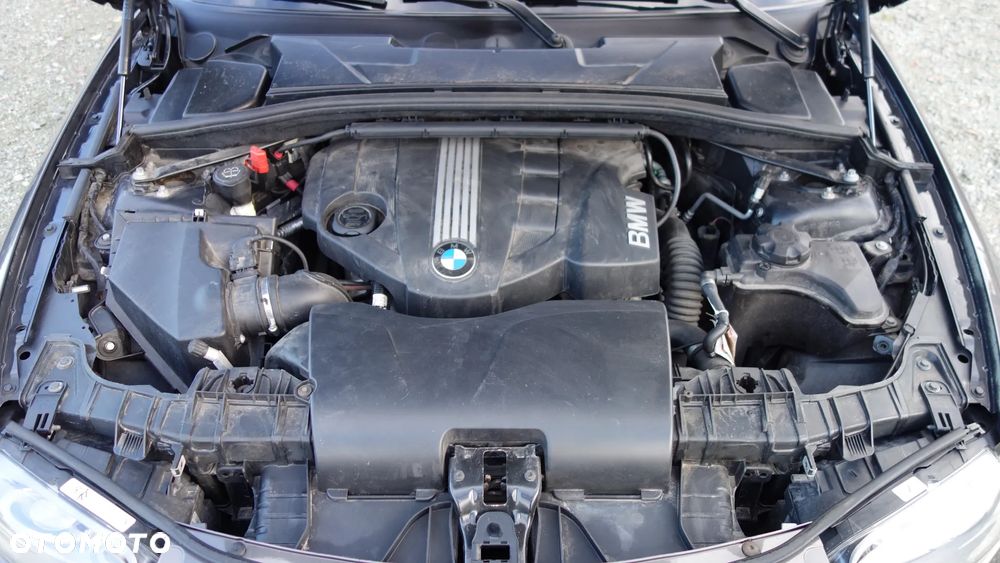 BMW Seria 1 118d DPF Edition Sport - 32