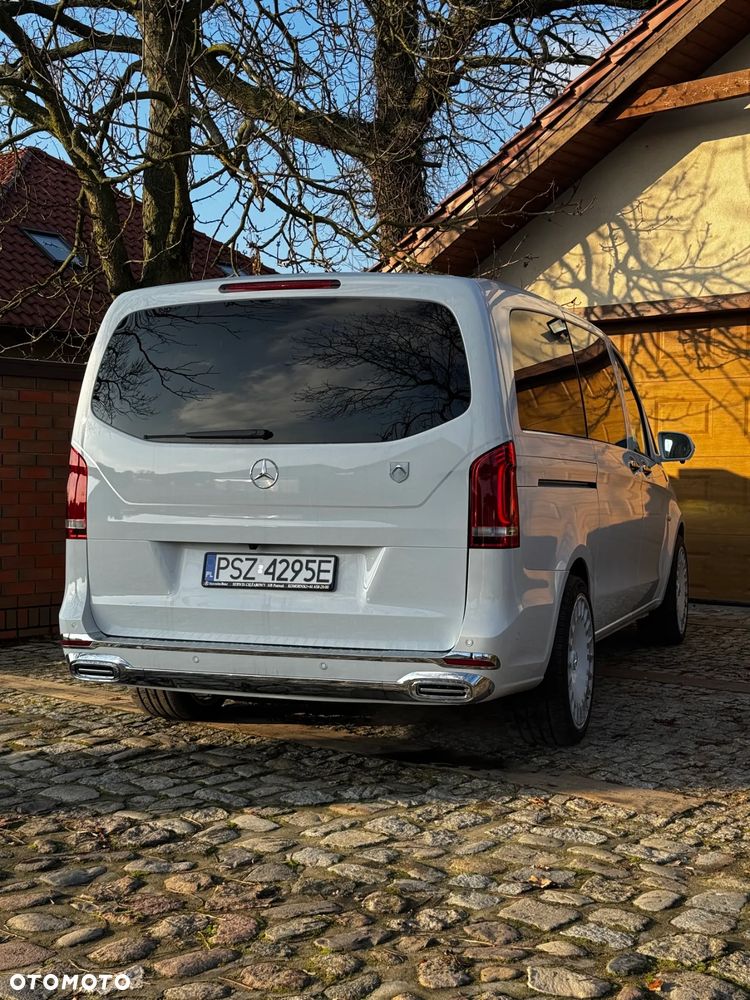 Mercedes-Benz Klasa V - 7