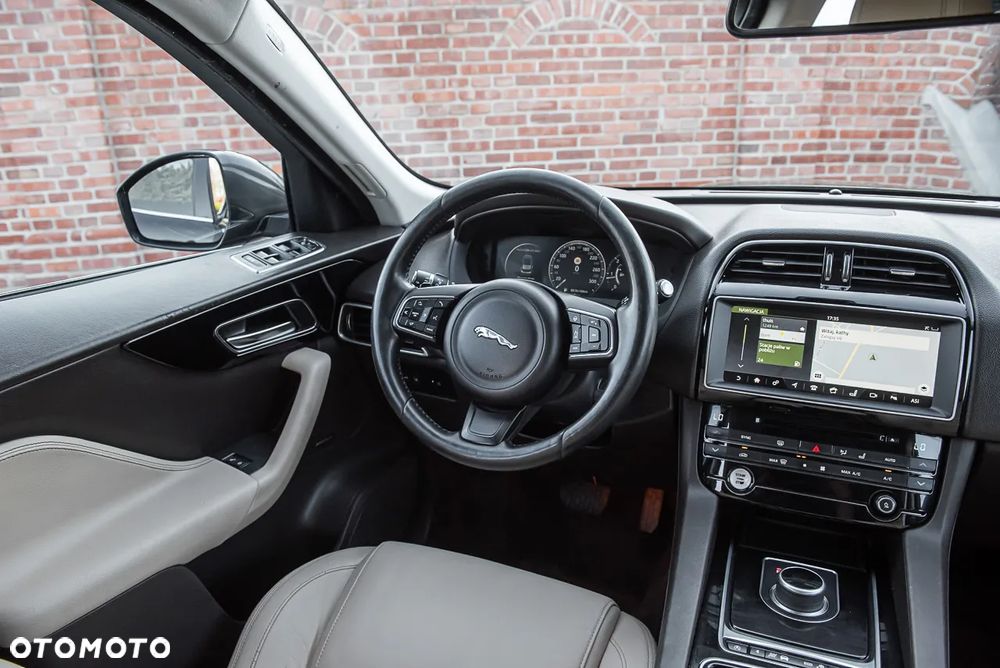 Jaguar F-Pace 2.0 i4D AWD Prestige - 27