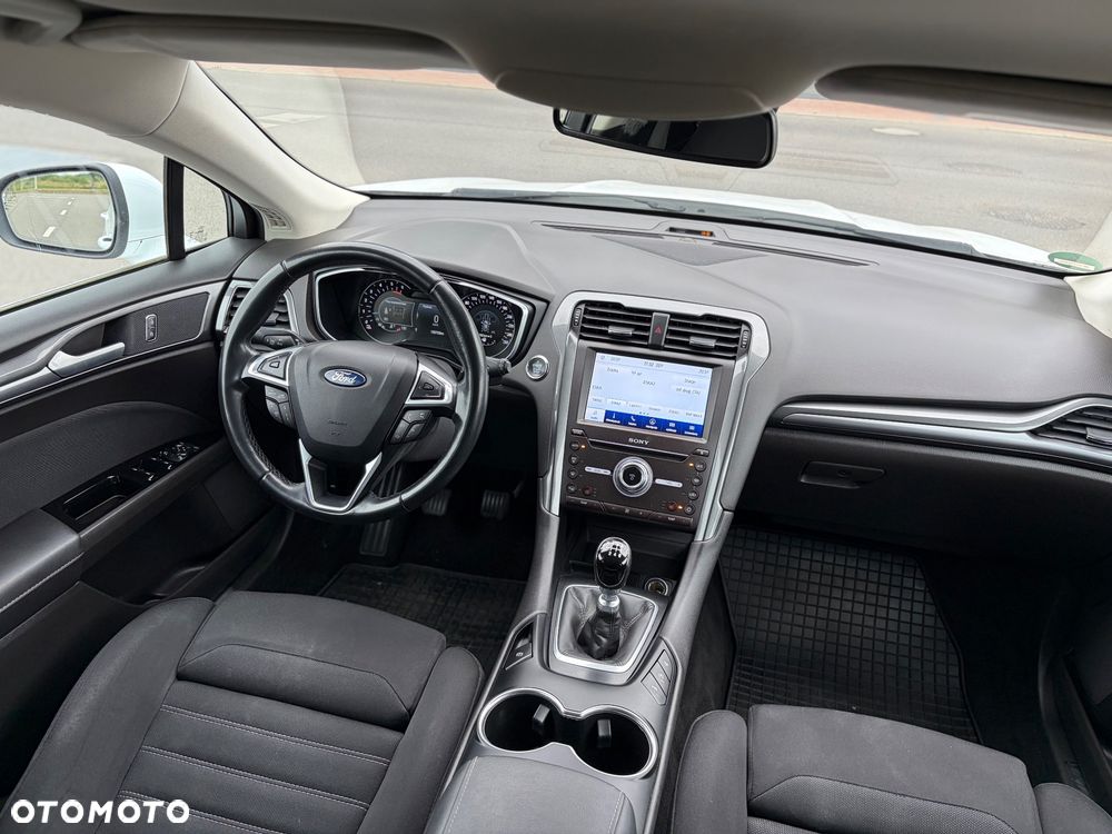 Ford Mondeo 2.0 TDCi Titanium - 14